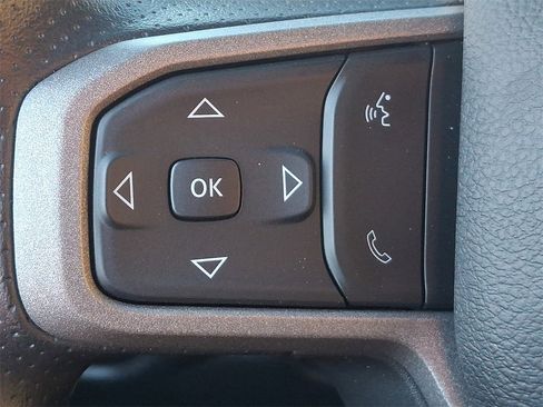 Used 2024 RAM 2500 Tradesman w/ Chrome Appearance Group image 20