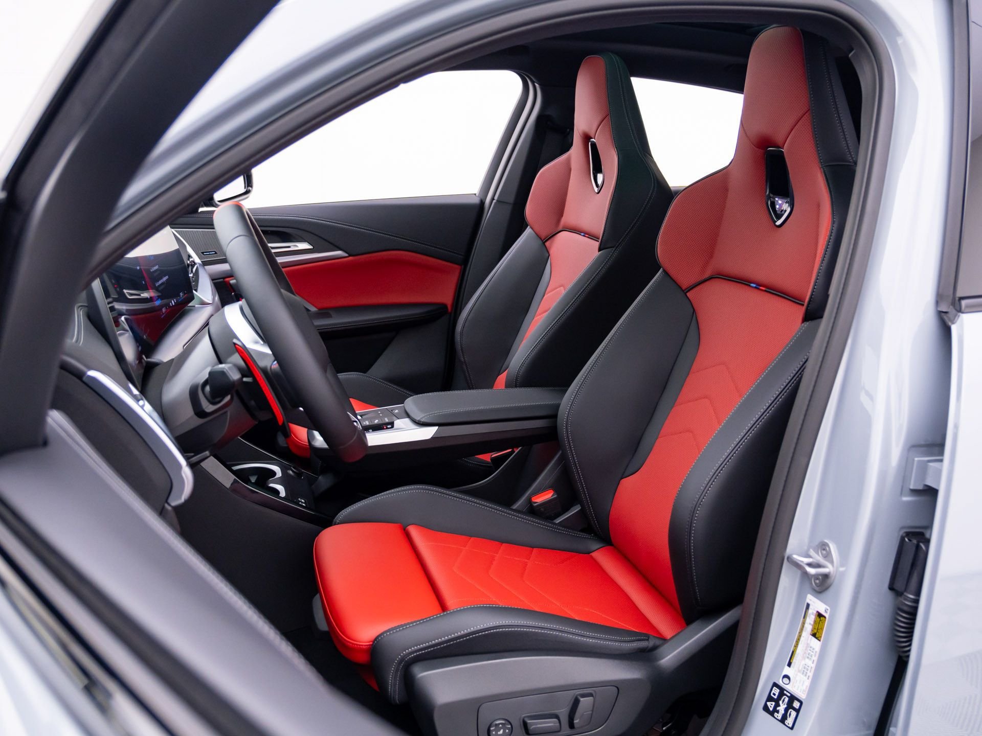 New 2026 BMW X2 M35i w/ Technology Package AWD/4WD image 18