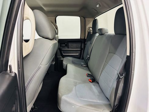 Used 2019 RAM 1500 Express w/ Express Value Package image 19