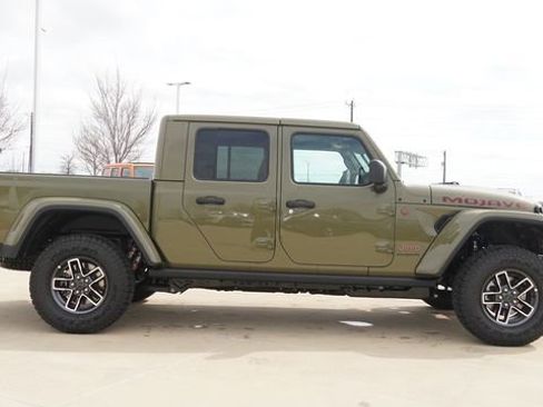 New 2026 Jeep Gladiator Mojave image 10