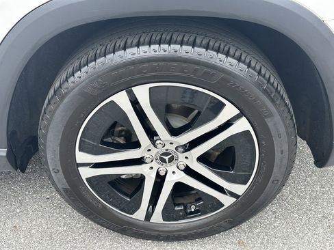 Used 2022 Mercedes-Benz GLS 450 4MATIC image 24