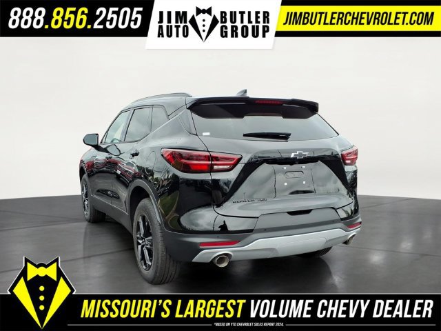 New 2026 Chevrolet Blazer LT w/ Convenience Package AWD/4WD image 2