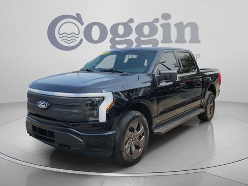 Used 2024 Ford F150 Lightning Flash AWD/4WD image 1