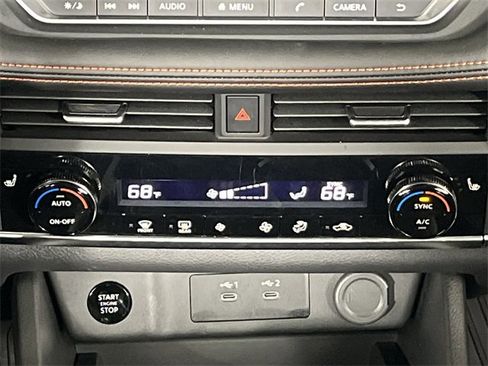 Certified 2025 Nissan Rogue SV image 18