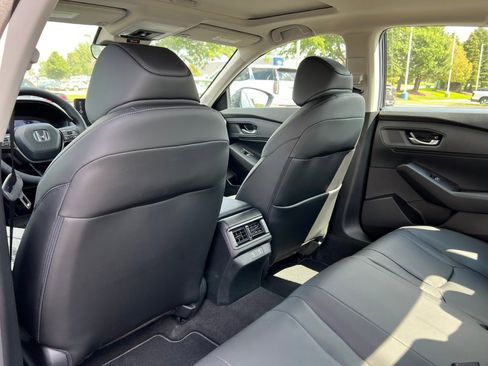 New 2025 Honda Accord EX-L image 32