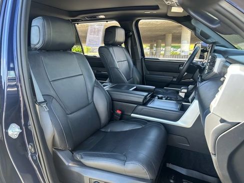 Certified 2024 Toyota Sequoia Platinum AWD/4WD image 11
