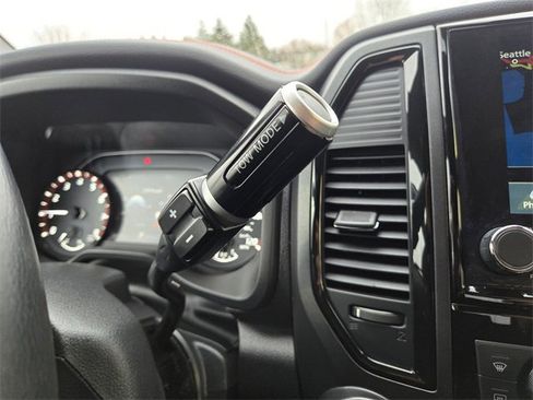 Used 2023 Nissan Titan PRO-4X w/ Pro-4x Utility Package image 29