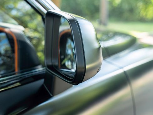 Used 2023 Rolls-Royce Cullinan Black Badge w/ Leather Finishing Pack image 14