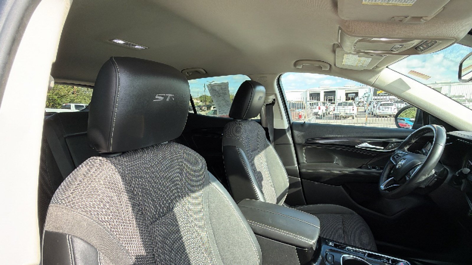 Used 2023 Buick Envision Preferred w/ Sport Touring Package FWD image 27