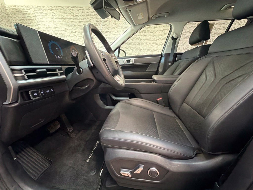 Certified 2025 Hyundai Santa Fe SEL FWD image 26