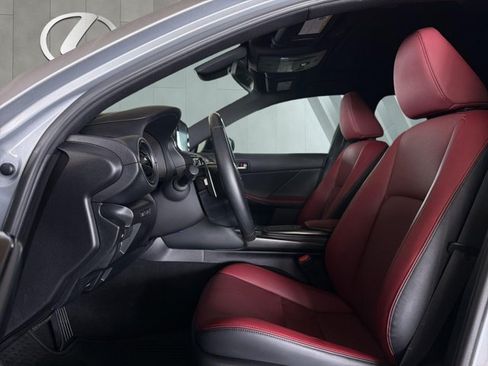 Certified 2025 Lexus IS 350 F Sport RWD image 7