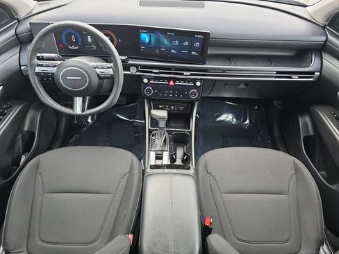 Used 2025 Hyundai Tucson SEL FWD image 13