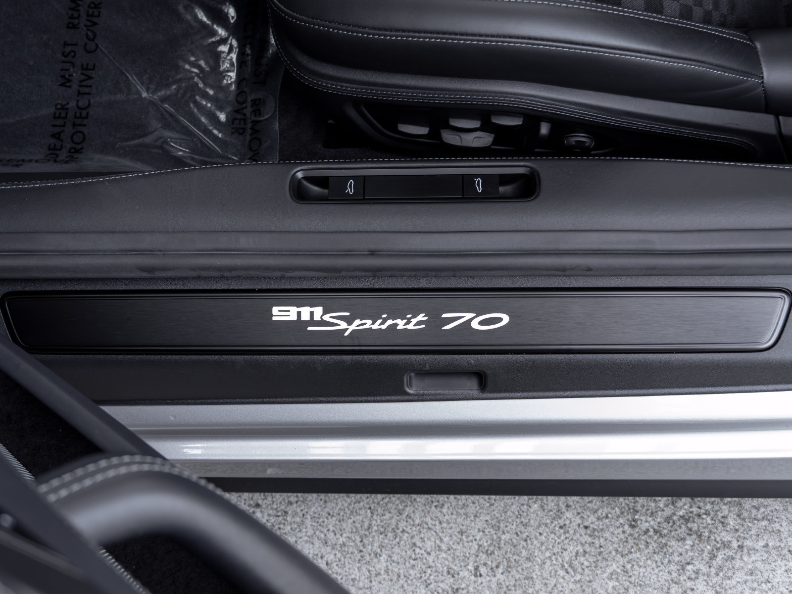 Certified 2026 Porsche 911 GTS RWD image 33