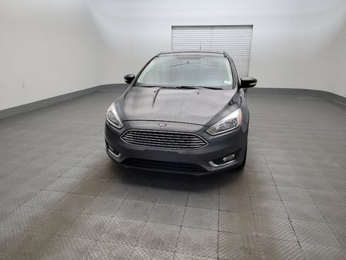 Used 2018 Ford Focus Titanium FWD image 15