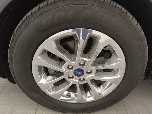 Used 2020 Ford Escape SE FWD image 31