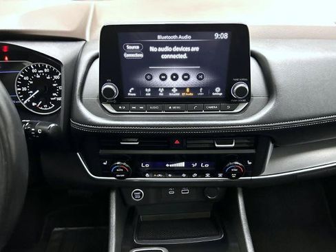 Certified 2023 Nissan Rogue SV w/ SV Premium B Package AWD/4WD image 13