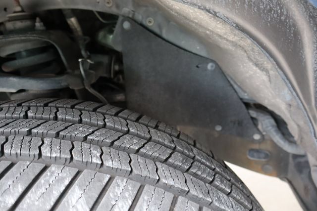 Used 2017 Toyota Tacoma TRD Sport w/ Tow Package RWD image 39