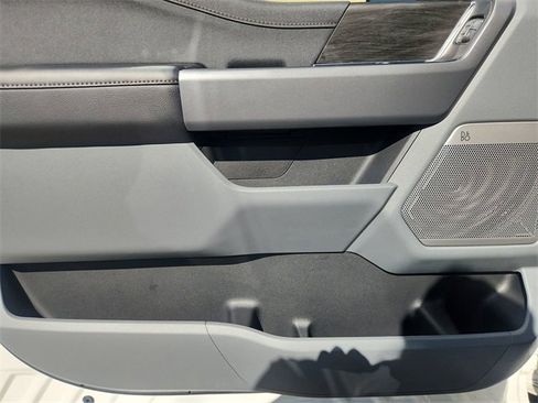 Used 2025 Ford F150 Lariat w/ Equipment Group 501A Mid image 22