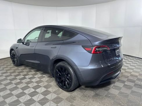 Used 2023 Tesla Model Y Long Range image 5