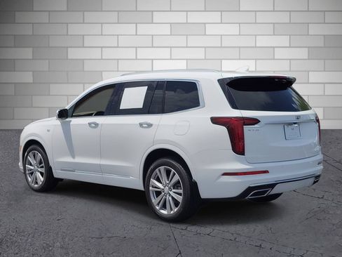 Certified 2024 Cadillac XT6 Premium Luxury w/ Platinum Package FWD image 3
