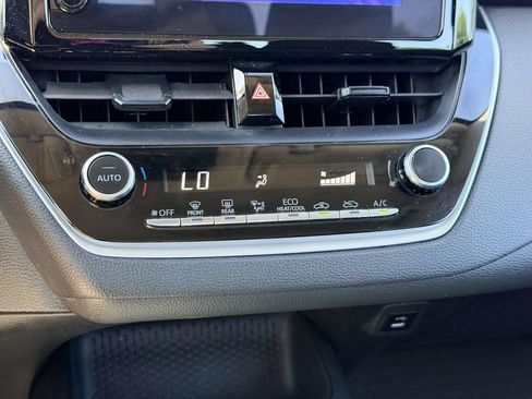 Used 2023 Toyota Corolla LE FWD image 19