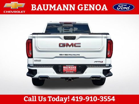 Used 2020 GMC Sierra 1500 AT4 w/ AT4 Premium Package AWD/4WD image 4