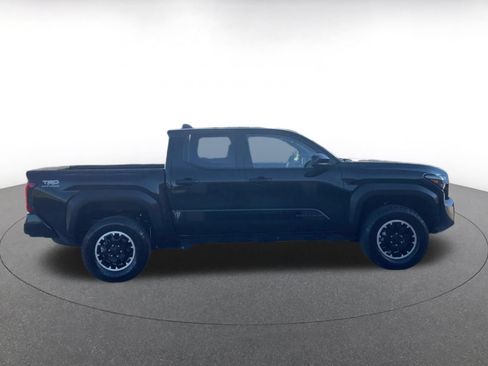Used 2025 Toyota Tacoma TRD Off-Road AWD/4WD image 14