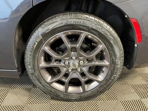 Used 2018 Dodge Charger GT w/ Navigation & Travel Group AWD/4WD image 9