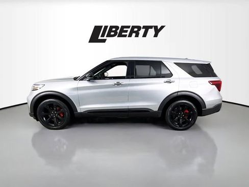 Certified 2022 Ford Explorer ST w/ Equipment Group 401A image 4