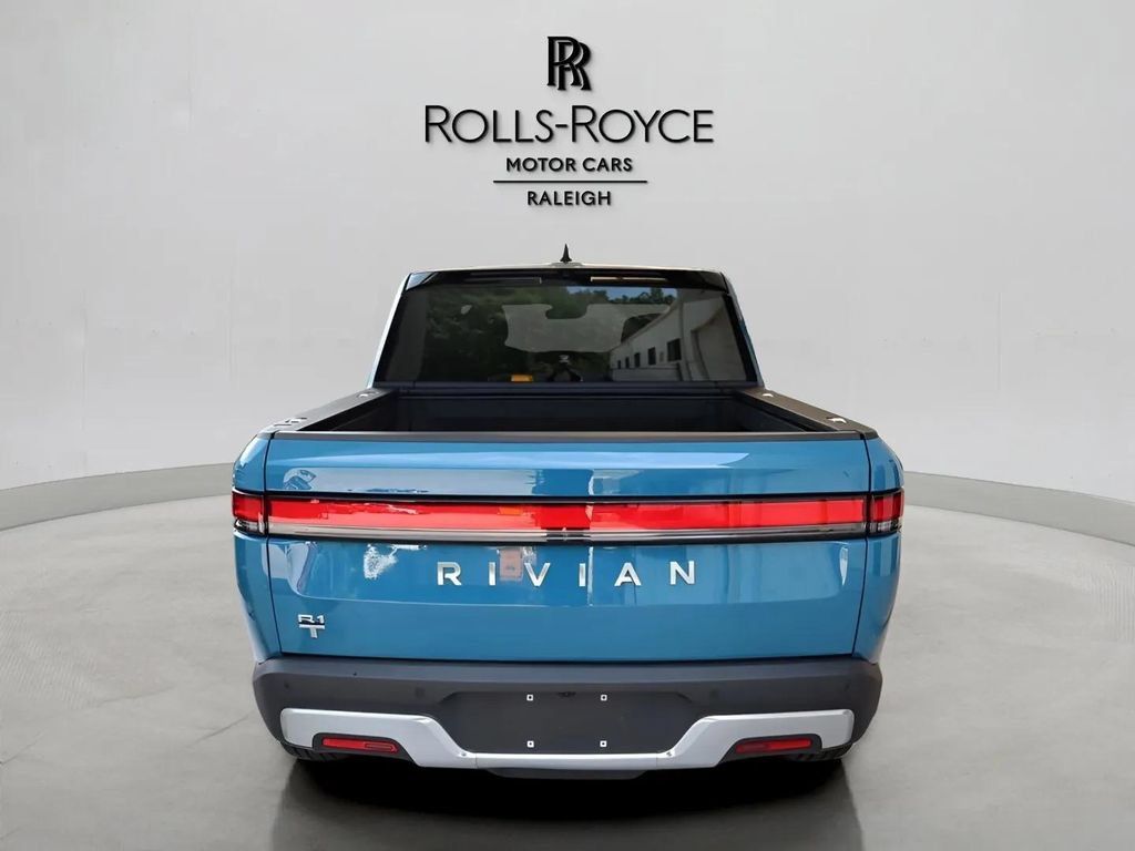 Used 2024 Rivian R1T Adventure Dual AWD/4WD image 5