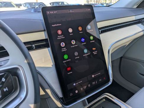 New 2025 Volvo EX90 Ultra image 8