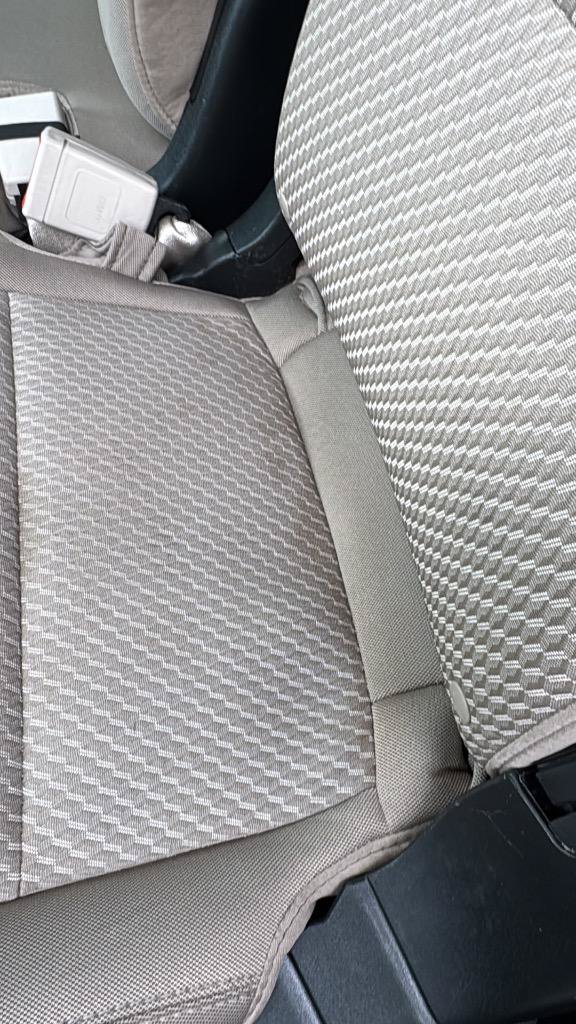 Used 2023 Ford Explorer 2WD image 26