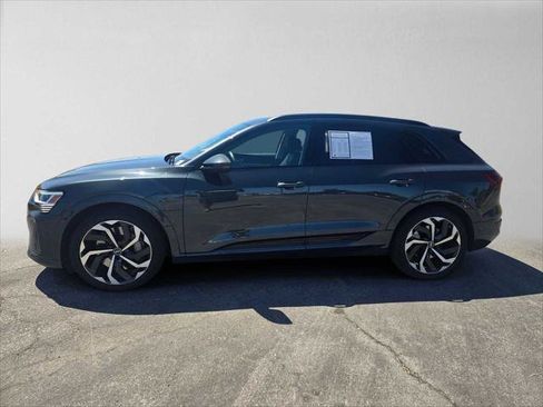 Used 2024 Audi Q8 e-tron Premium Plus w/ Premium Plus Package AWD/4WD image 6