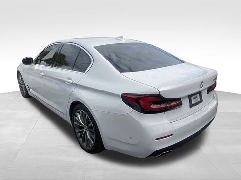 Used 2021 BMW 530i w/ M Sport Package image 3