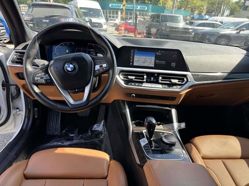 Used 2022 BMW 330i xDrive Sedan w/ Driving Assistance Package AWD/4WD image 19