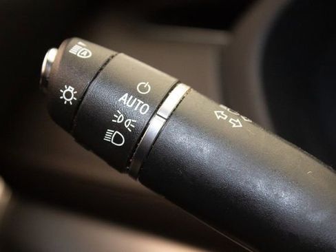 Certified 2023 Cadillac XT4 Premium Luxury image 26