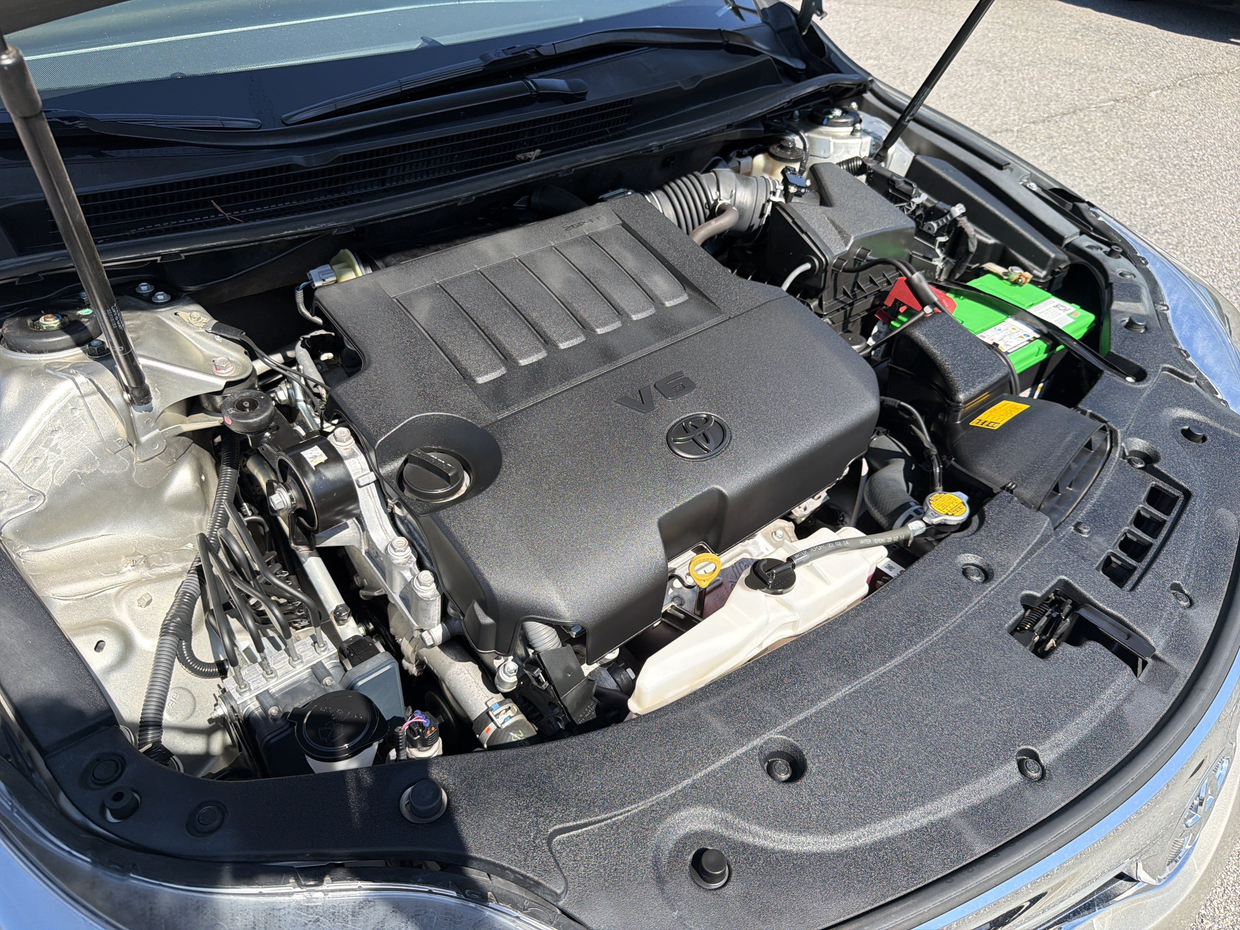 Used 2014 Toyota Avalon XLE FWD image 22