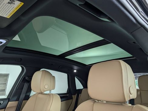 New 2026 Porsche Macan AWD/4WD image 30