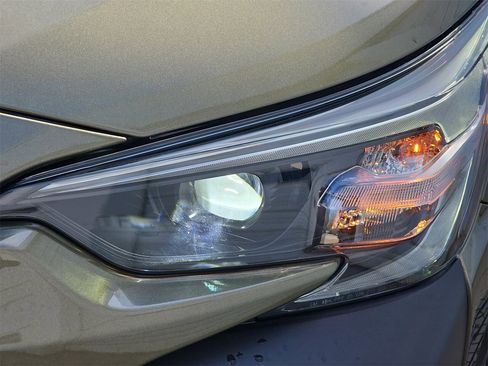 Certified 2025 Subaru Outback Limited image 34