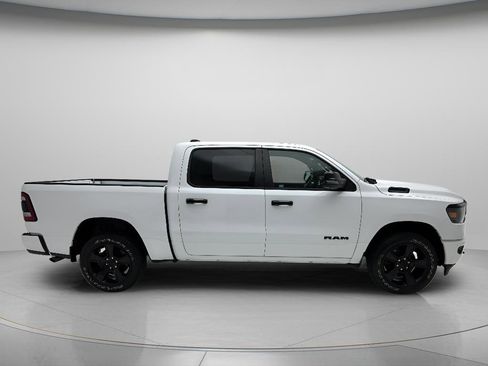 Used 2023 RAM 1500 Big Horn AWD/4WD image 4