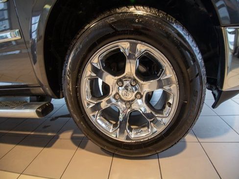 Used 2016 RAM 1500 Laramie w/ Convenience Group image 28