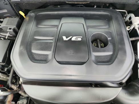 Used 2018 Jeep Grand Cherokee Overland image 46