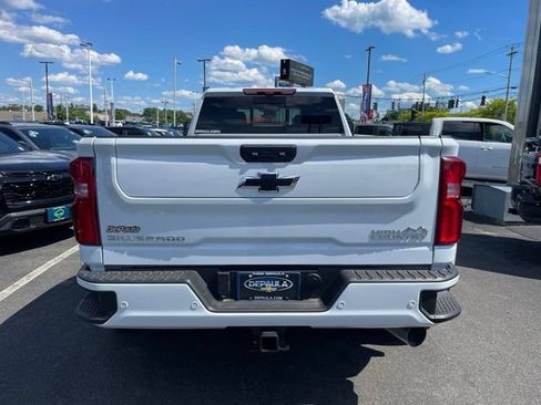 New 2026 Chevrolet Silverado 3500 High Country w/ High Country Premium Package AWD/4WD image 24