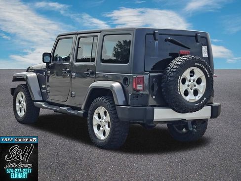 Used 2014 Jeep Wrangler Unlimited Sahara AWD/4WD image 13