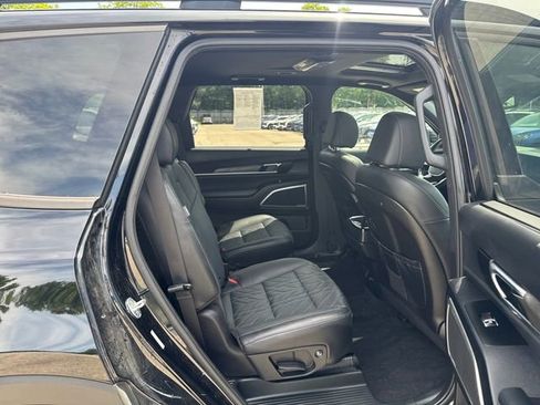Certified 2024 Kia Telluride EX X-Line AWD/4WD image 11