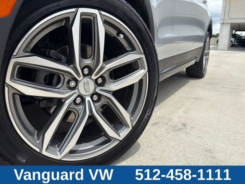 Used 2022 Cadillac XT4 Sport FWD image 4