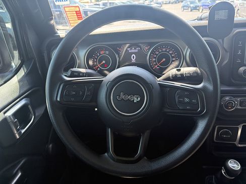 Used 2019 Jeep Wrangler Sport AWD/4WD image 21