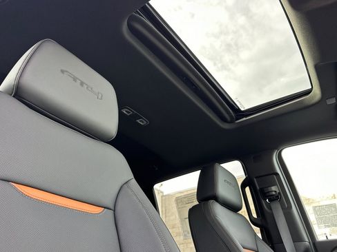 New 2026 GMC Sierra 3500 AT4 w/ AT4 Premium Plus Package image 17