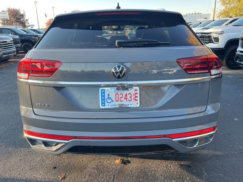Used 2021 Volkswagen Atlas Cross Sport SE image 6