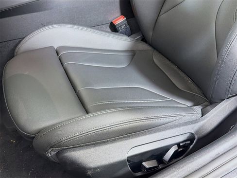 Used 2026 BMW Z4 sDrive30i w/ Premium Package image 21